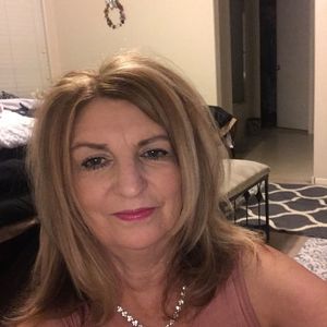 Meet your Posher, Paula